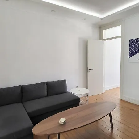 Cozy 1br - Arroios Area | By Airnest アパート *