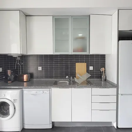 Cozy 1br - Arroios Area | By Airnest *